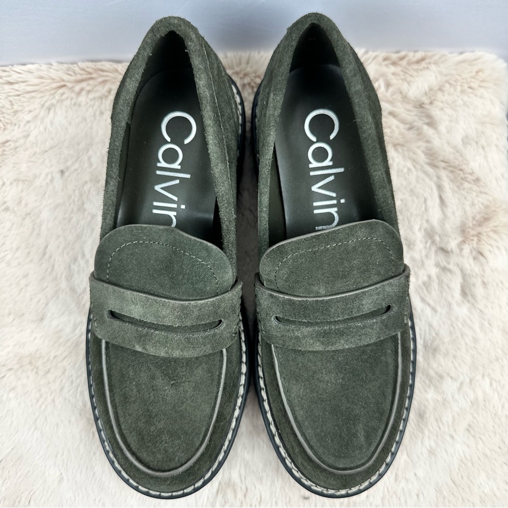 CALVIN KLEIN Women Suzie Suede Slip-on Lug Sole Loafer Dark Green Sz 5.5 - Picture 4 of 14